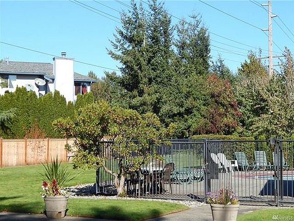 3rd image of 12411 109th Ct NE #B202
