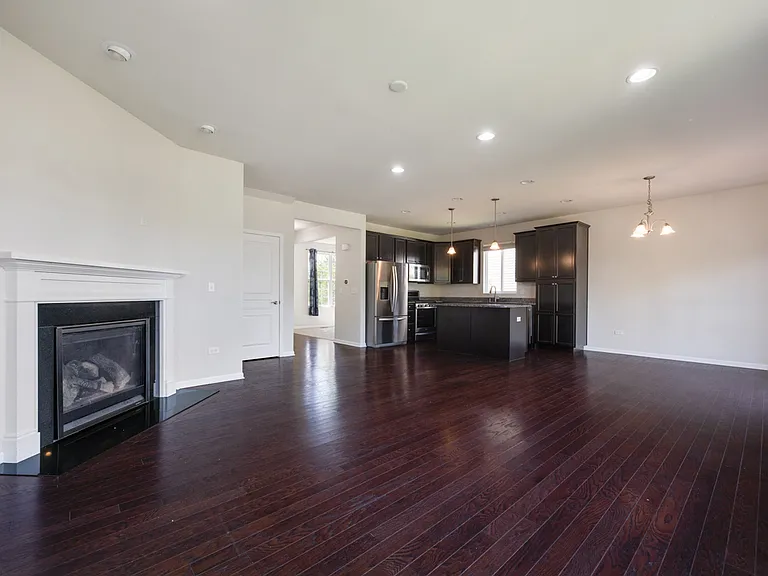 3436 Birch Ln — Photo 4