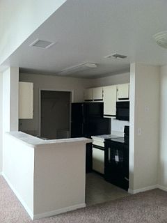 5th image of 6136 Westgate Dr APT 304