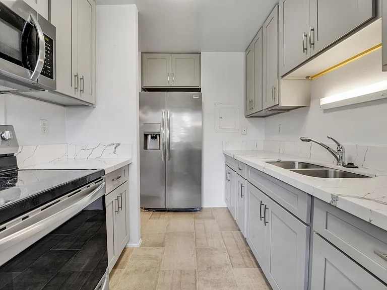 94-1404 Lanikuhana Ave #418 — Photo 9