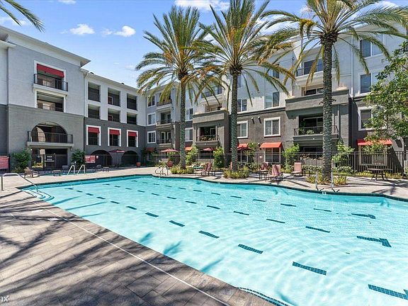 4th image of 1801 E Katella Ave APT 1135
