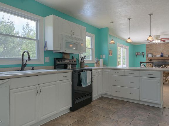 3rd image of 540 Chinquapin Trl