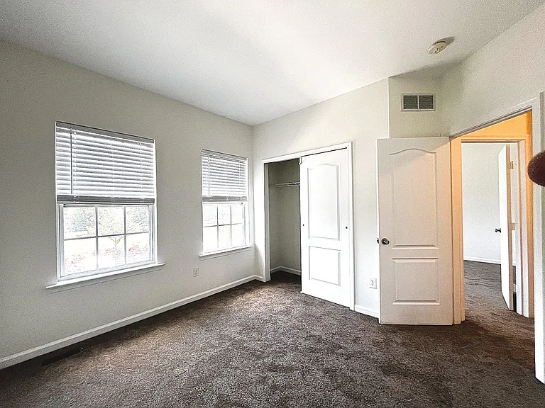 1825 N Pollock Way — Photo 27