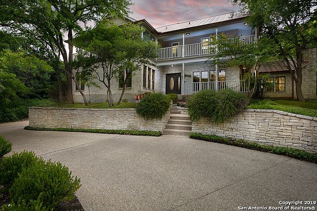 1st image of 611 Bluff Trl