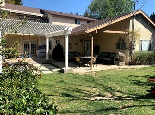 9701 Swinton Ave, North Hills, CA 91343