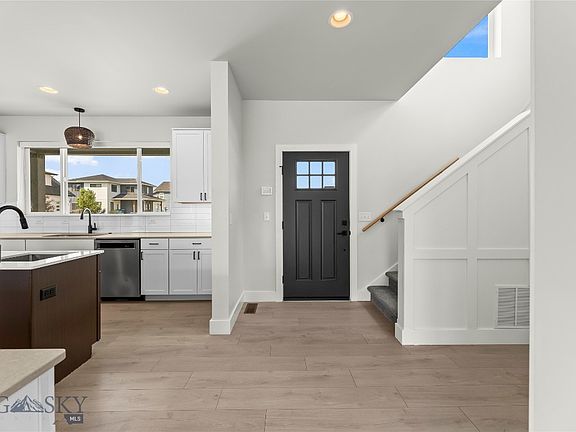 3rd image of 59 Marten Peak Ct