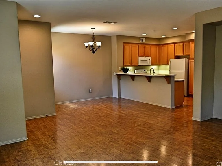 12199 N Main St #3 — Photo 9