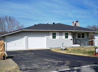 25691 Hillcrest Dr, Shell Knob, MO 65747