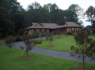 4385 Coatsworth Dr, Rex, GA 30273