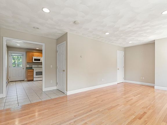 4th image of 15A Marion St #A