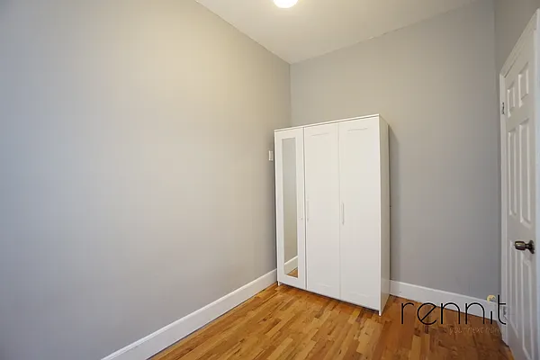 Rented by Rennit Inc. | media 10