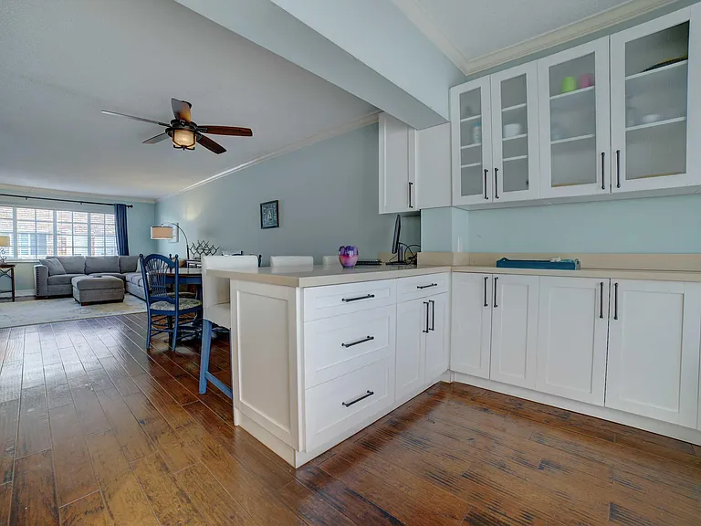 5400 N Ocean Blvd #10 — Photo 5