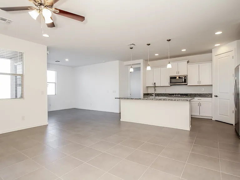 5630 W Notch Hill Rd — Photo 4
