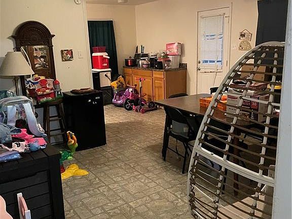 5th image of 8080 Pueblo St