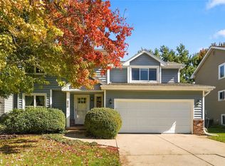 373 58th Ct, West Des Moines, IA 50266