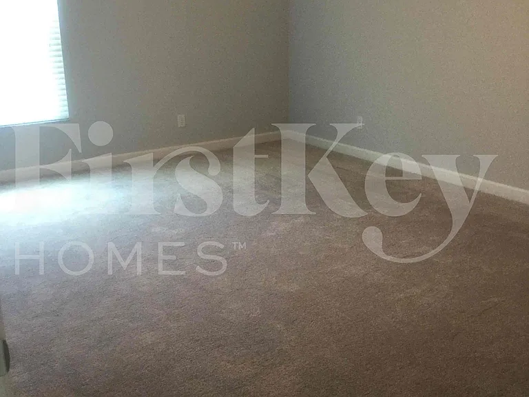 328 SW Ridgecrest Dr — Photo 15