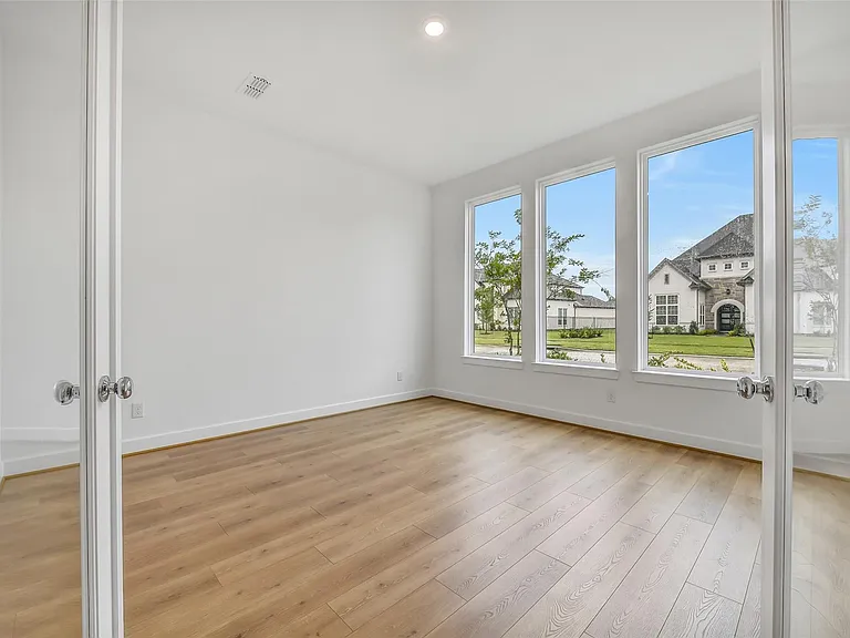 1673 Birch Lake Bnd — Photo 17