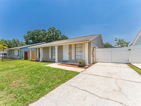 2nd image of 16017 Woodpine Dr