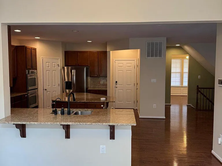 24877 Myers Glen Pl — Photo 11