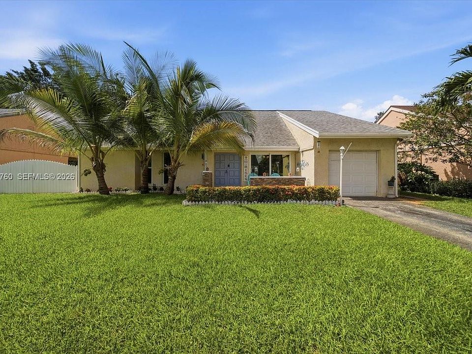 1st image of 9050 Crescent Dr