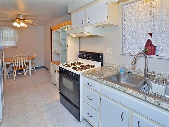 5th image of 314 McGregor Dr