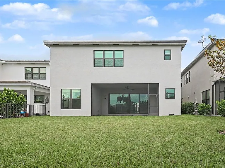 12762 Woodbury Dr — Photo 26
