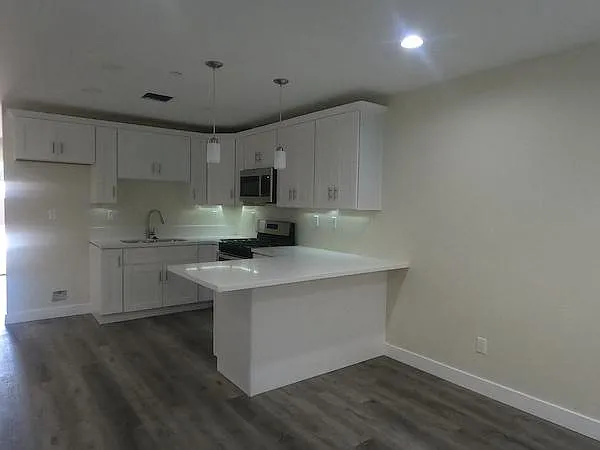 262 E Park Ave #A — Photo 7