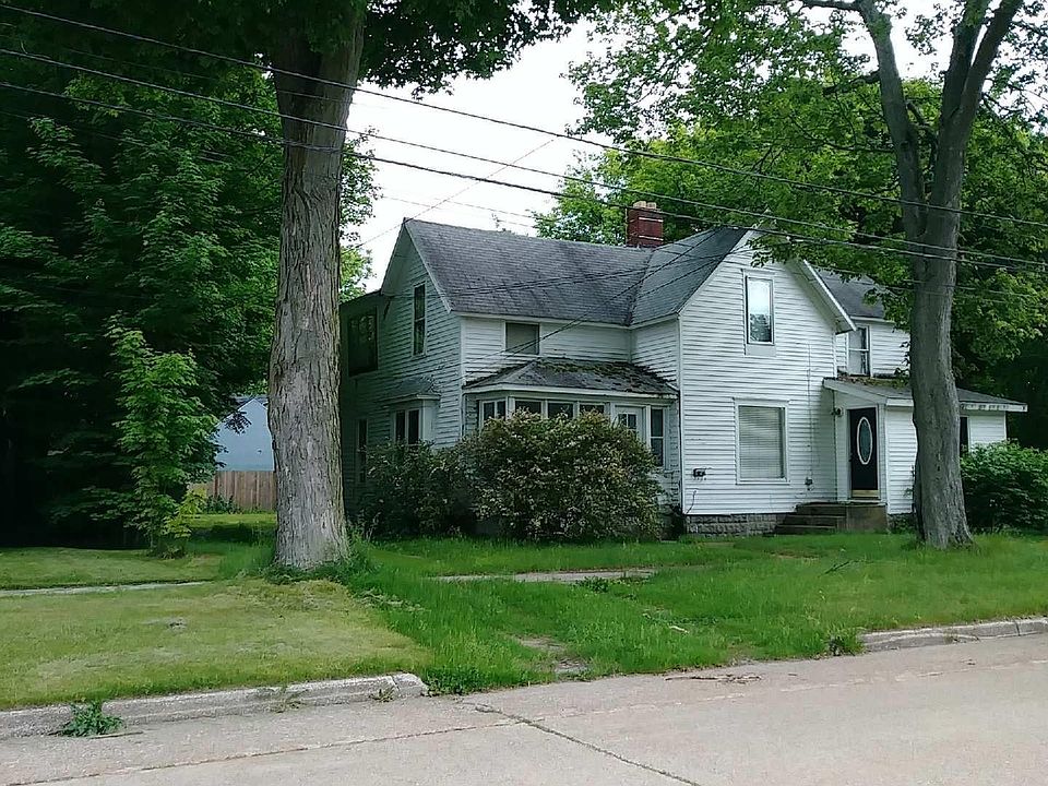 1st image of 366 Silver Sage Ln