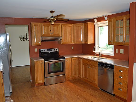Gorgeous, Updated Kitchen