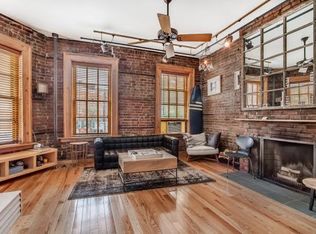 31 8th Ave STE 1, Brooklyn, NY 11217