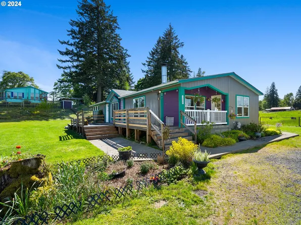 12008 S Emerson Rd, Canby, OR 97013