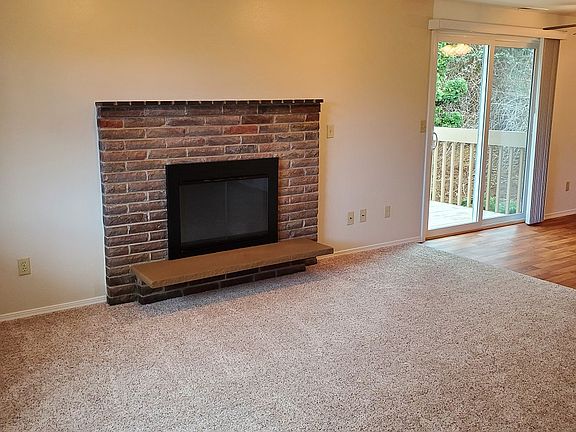 3rd image of 2118 Navaho Ct SE #2118