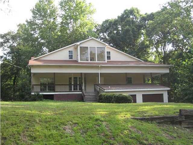 2nd image of 140 Mercer Rd