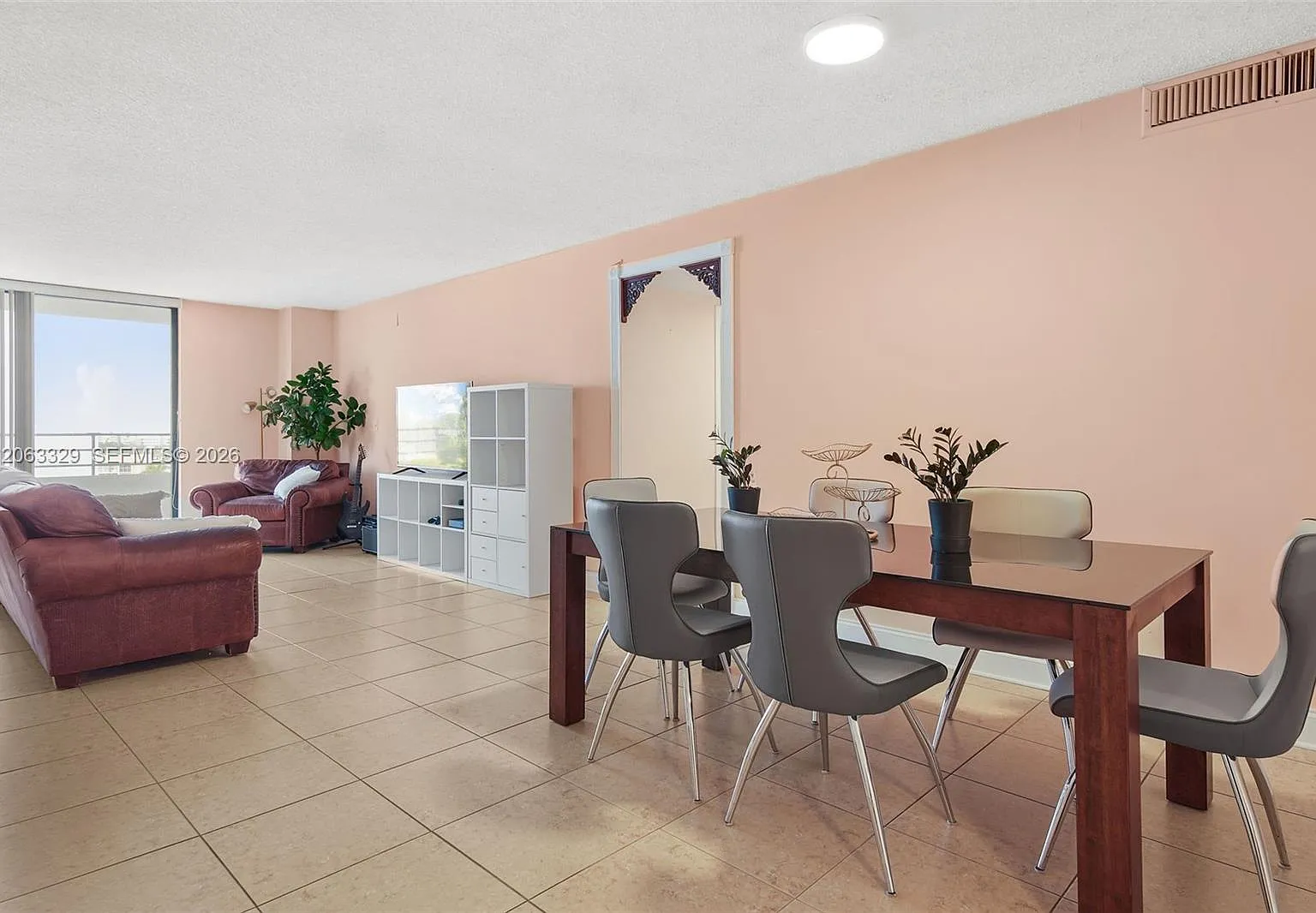 Olympus Condo Phase — Photo 4