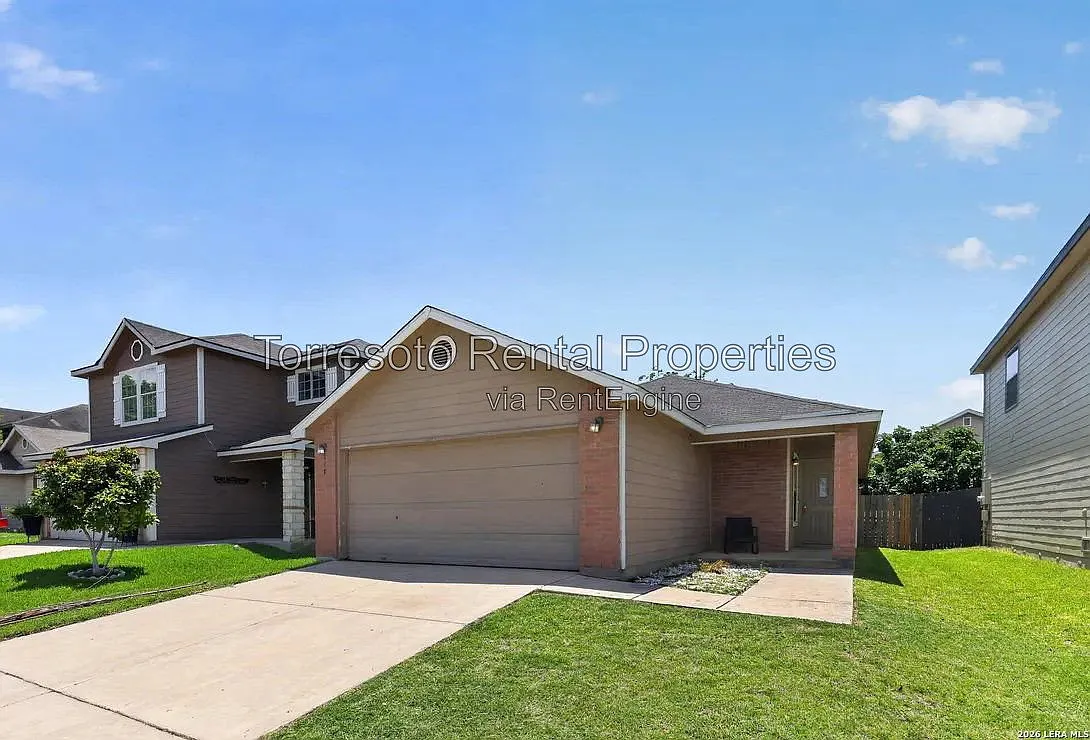 3 bed, 2.0 bath, 1196 sqft, $1,495 — Photo 2