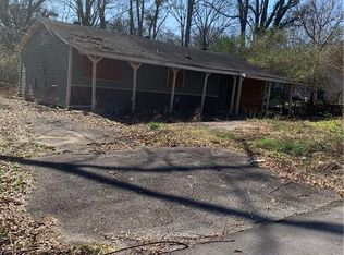 14 Robin Rd, Austell, GA 30168