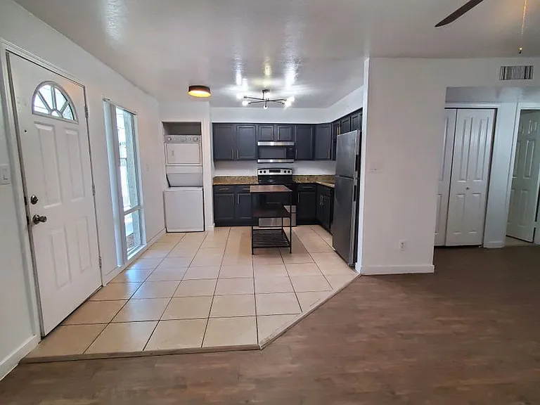 Mountain View Condos — Photo 51