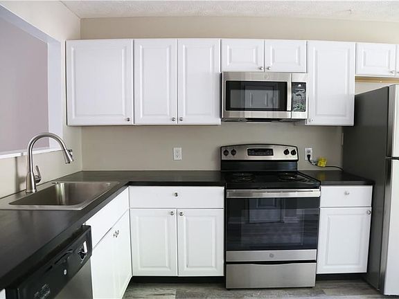 5th image of 5141 Farm Place Dr NE