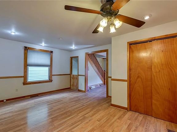5th image of 338 N 6th Ave