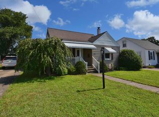 390 Washington Ave, West Wyoming, PA 18644