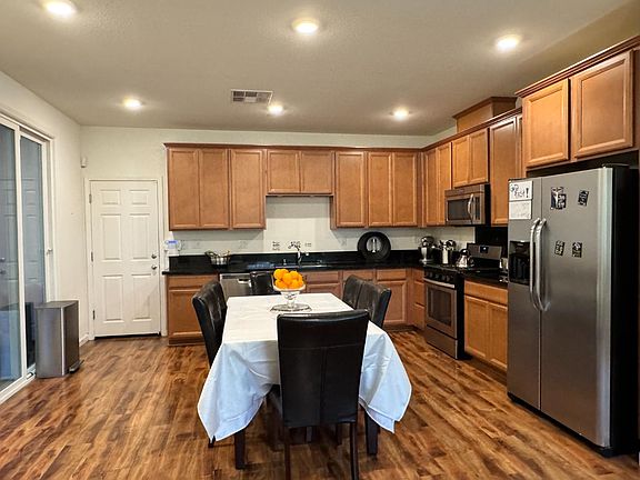3rd image of 10849 Barden Dr