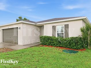146 SW Milburn Cir, Port Saint Lucie, FL 34953