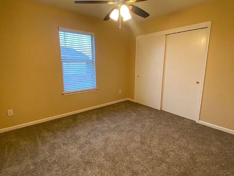 19162 Yellow Thrush Dr — Photo 11