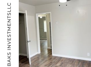 1433 E 65th St, Los Angeles, CA 90001