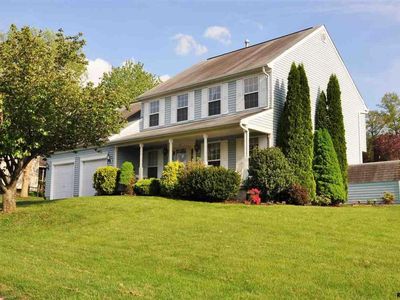 13 John Randolph Dr, New Freedom, PA, 17349