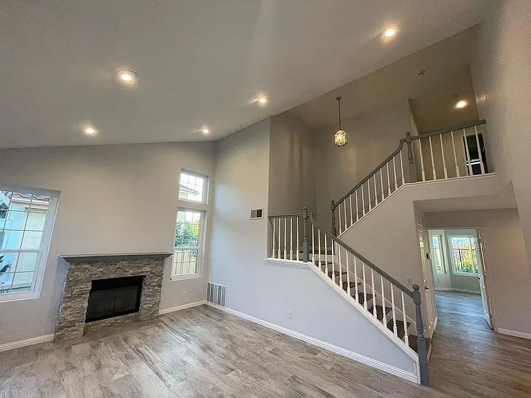 7210 Fargate Ter — Photo 6