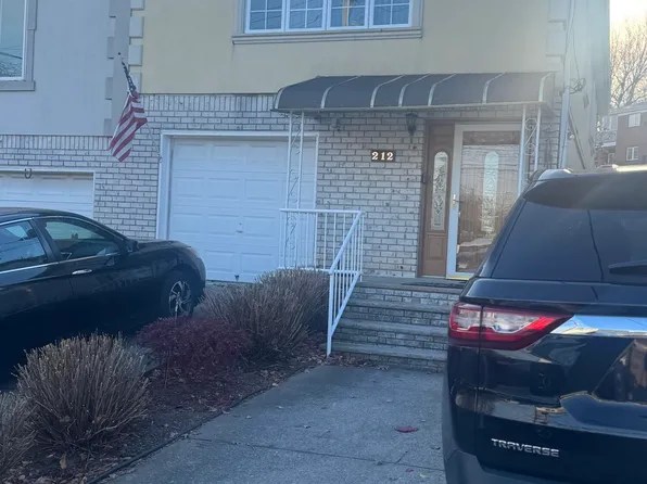 212 Justin Ave, Staten Island, NY 10306