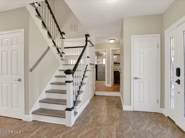 33 Ashford Road, Jackson, NJ 08527