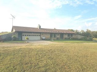 5661 92nd Rd, Udall, KS 67146