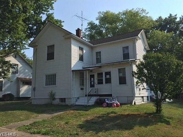 1st image of 33 Victor Ave